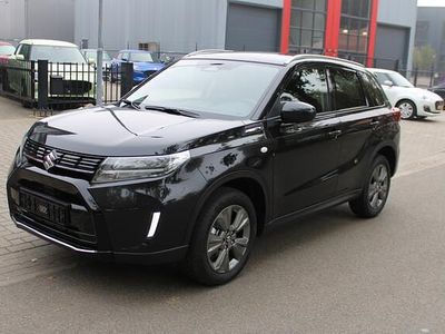 Zwart Occasion 2025 Suzuki Vitara SUV | € 28.250 (Eerlijke prijs)