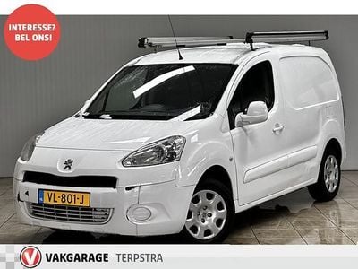Wit Occasion 2015 Peugeot Partner MPV | € 4.450 (Goede deal)