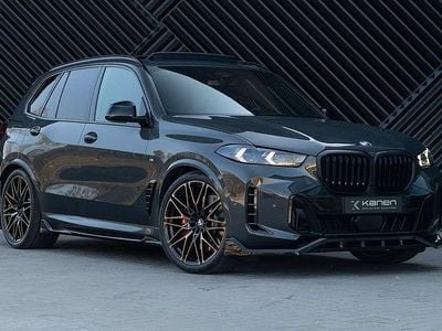 Grijs (metallic) Occasion 2025 BMW X5 M Sport SUV | € 124.900