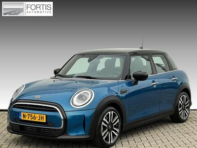 Occasion Mini Cooper Business 2021 Blauw Hatchback