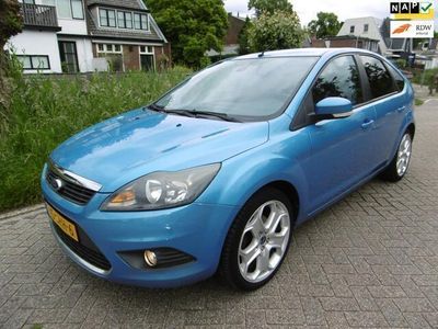 tweedehands Ford Focus 1.8 Titanium 125pk 5-deurs Clima Cruise Trekhaak 152.000km N