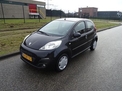 Occasion Peugeot 107 Active 68 PK (50 kW) 2012 Zwart Hatchback