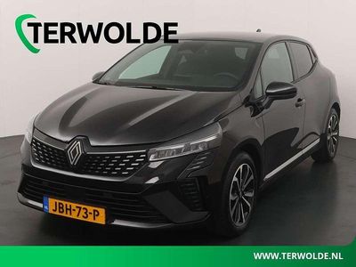 Zwart Gebruikt 2025 Renault Clio V Techno Hatchback | € 26.945 (Duur)