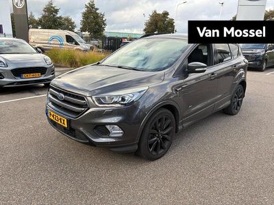 Grijs Gebruikt 2018 Ford Kuga ST-Line SUV | € 20.450 (Eerlijke prijs)