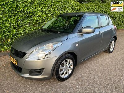 tweedehands Suzuki Swift 1.2 Comfort EASSS met oa: 5 drs, Airco, Lm 15", Startstop, Radio/cd/usb/ In kleur, Electr ramen, Verwarmde stoelen...