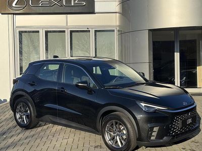 Zwart Occasion 2025 Lexus LBX SUV | € 33.999 (Eerlijke prijs)