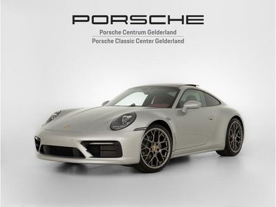 Porsche 911 Carrera