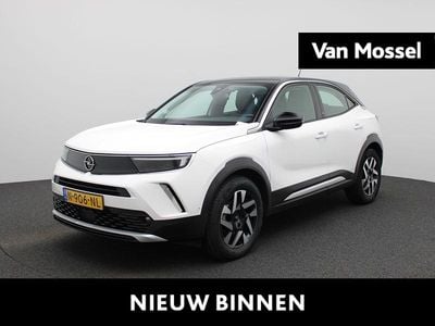 Wit Gebruikt 2021 Opel Mokka-e Business Elegance SUV | € 17.440 (Eerlijke prijs)