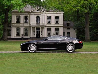 Aston Martin DB9