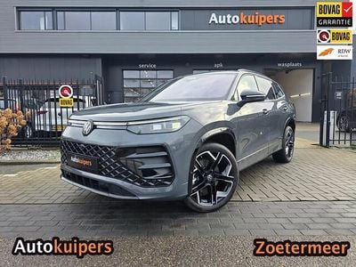 Grijs (metallic) Nieuw 2025 VW Tayron R-line Edition SUV | € 57.950 (Goede deal)