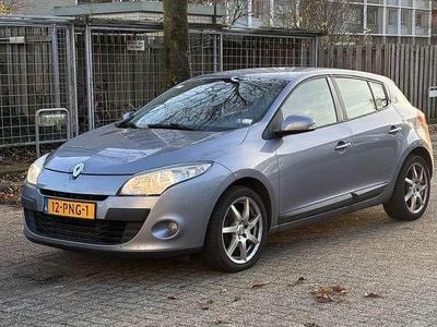 Blauw Gebruikt 2011 Renault Mégane III Expression Hatchback | € 2.500 (Goede deal)