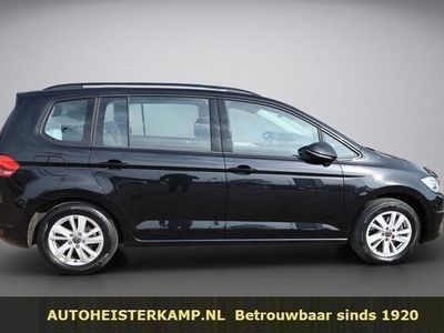 Zwart Gebruikt 2021 VW Touran MPV | € 40.950