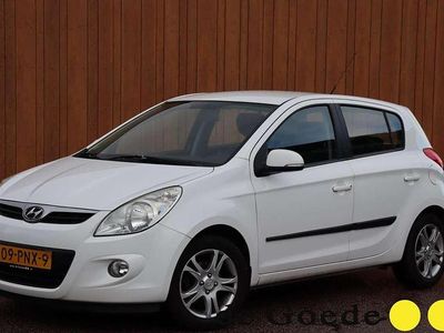 Wit Occasion 2011 Hyundai i20 Hatchback | € 3.940 (Eerlijke prijs)