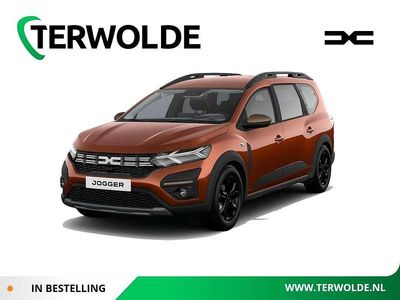 Bruin (metallic) Nieuw 2025 Dacia Jogger Expression MPV | € 30.875 (Iets duurder)