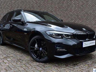 Occasion BMW 330e Executive 292 PK (214 kW) 2022 Zwart Stationwagen