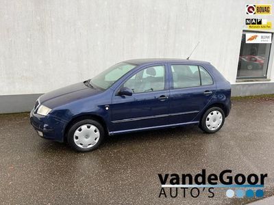 tweedehands Skoda Fabia 1.4 Comfort '02 5-drs 205000 km en een nieuwe a