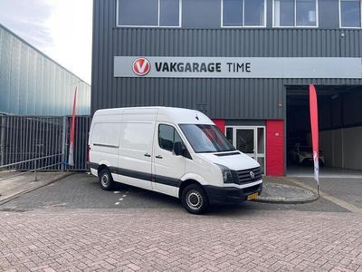 tweedehands VW Crafter 35 2.0 TDI L2H1 Airco, 3 zits, opstap achterbumper & camera