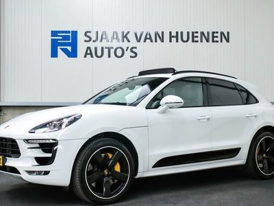 Pure white Gebruikt 2015 Porsche Macan Turbo SUV | € 59.950