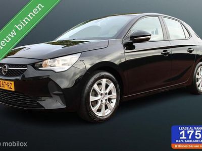 Zwart Gebruikt 2021 Opel Corsa Edition Hatchback | € 12.495 (Eerlijke prijs)