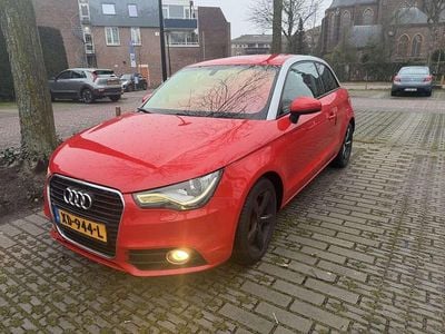 Rood Occasion 2010 Audi A1 Stationwagen | € 5.500 (Super prijs)