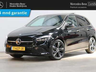 tweedehands Mercedes B180 AMG Line Model 2023 | Panoramadak