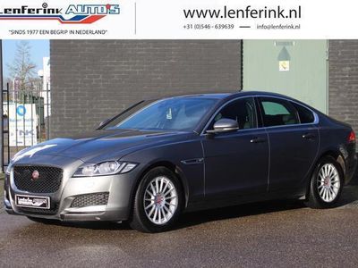 tweedehands Jaguar XF 2.0d Pure Clima Navi Camera Xenon Trekhaak Verwarmbare stoel