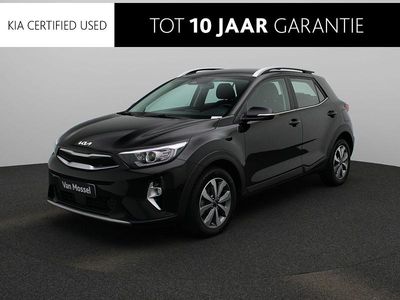 Zwart, metallic lak Gebruikt 2024 Kia Stonic SUV | € 25.440 (Iets duurder)