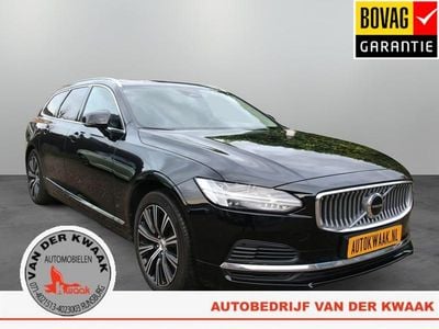 Zwart (metallic) Gebruikt 2022 Volvo V90 Stationwagen | € 39.950 (Goede deal)