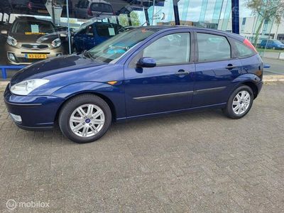 tweedehands Ford Focus 1.6-16V Futura