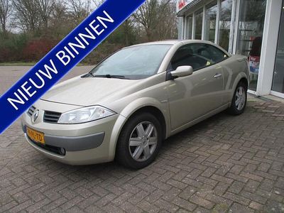 Occasion Renault Mégane Cabriolet Dynamique 113 PK (83 kW) 2004 Beige (metallic) Cabriolet