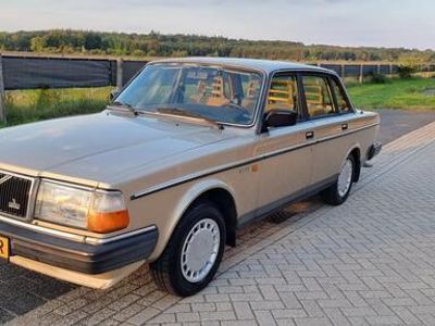 Volvo 240