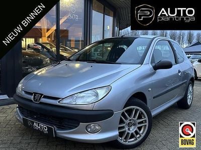 Grijs Gebruikt 2000 Peugeot 206 Hatchback | € 1.145 (Eerlijke prijs)