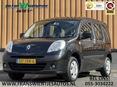 Zwart Gebruikt 2009 Renault Kangoo Expression MPV | € 3.645 (Eerlijke prijs)