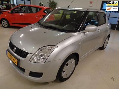 Grijs Gebruikt 2008 Suzuki Swift Comfort Hatchback | € 5.499 (Iets duurder)