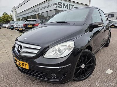 Mercedes B200
