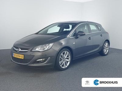 Grijs Occasion 2015 Opel Astra Sport Hatchback | € 13.395 (Eerlijke prijs)