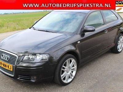 Occasion Audi A3 Ambiente 116 PK (85 kW) 2004 Grijs Hatchback