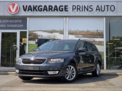 Grijs Occasion 2017 Skoda Octavia Business Line Stationwagen | € 10.390 (Eerlijke prijs)