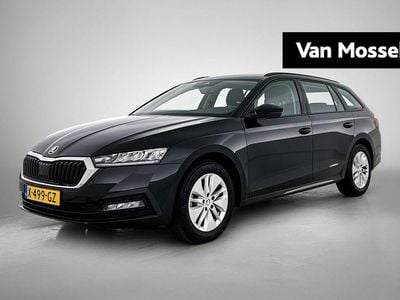 Zwart Occasion 2023 Skoda Octavia Business Line Stationwagen | € 24.900 (Eerlijke prijs)