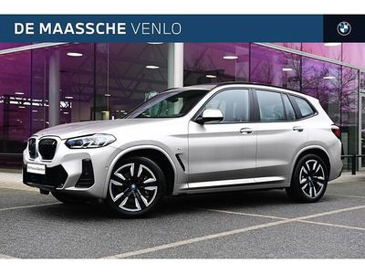 Grijs Occasion 2022 BMW iX3 Executive SUV | € 42.950 (Duur)