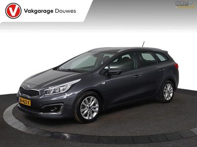 Grijs Gebruikt 2016 Kia Ceed First Edition Hatchback | € 11.450 (Iets duurder)