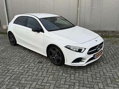 Wit Occasion 2018 Mercedes A250 AMG line Stationwagen | € 24.999 (Goede deal)