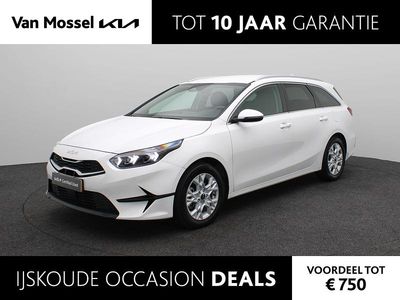Wit Occasion 2024 Kia Ceed Hatchback | € 28.240 (Eerlijke prijs)