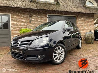 tweedehands VW Polo 1.4-16V - TOUR - 5 Deurs - LM Velgen - APK