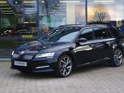 Zwart Gebruikt 2021 Skoda Superb SportLine Stationwagen | € 25.950 (Eerlijke prijs)