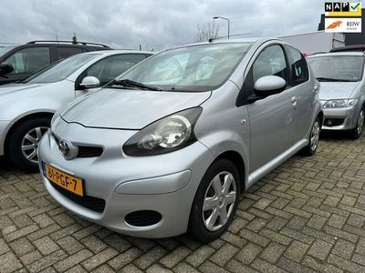 tweedehands Toyota Aygo 1.0-12V Comfort Navigator KOPPELING DEFECT OLIE VERBRUIK