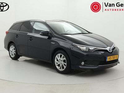 Grijs Occasion 2015 Toyota Auris Touring Sports Stationwagen | € 15.999 (Iets duurder)