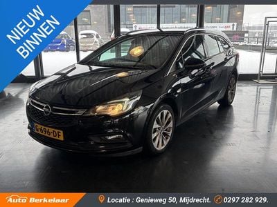 Zwart Gebruikt 2019 Opel Astra Innovation Stationwagen | € 10.190 (Super prijs)