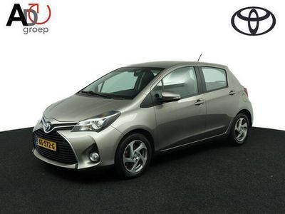 tweedehands Toyota Yaris 1.5 Hybrid Aspiration | Design Pakket | Cruise Control | Achteruitrijcamera | Lichtmetalen Velgen |