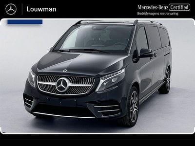 Zwart (metallic) Gebruikt 2024 Mercedes V300 Avantgarde MPV | € 74.945 (Eerlijke prijs)